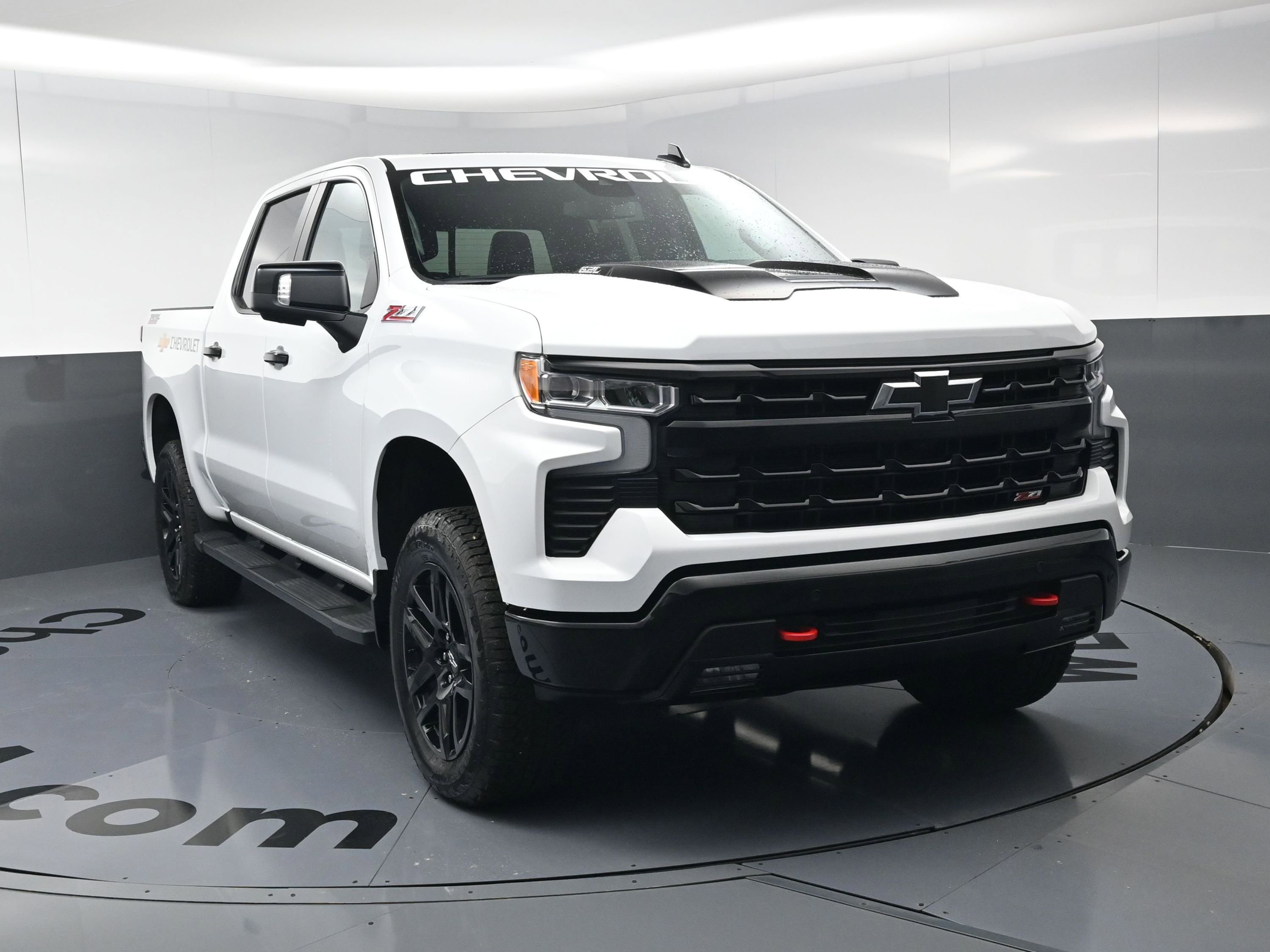 Certified 2025 Chevrolet Silverado 1500 LT Trail Boss w/ LT Trail Boss Premium Package image 3
