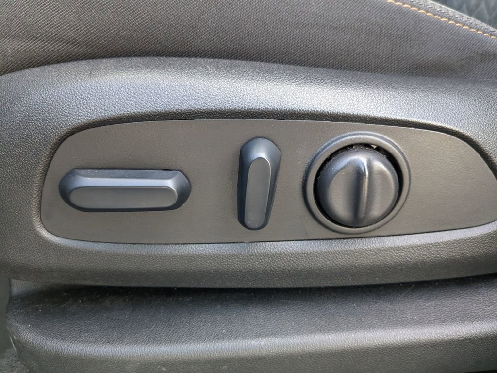 Certified 2024 Chevrolet Equinox LT image 23