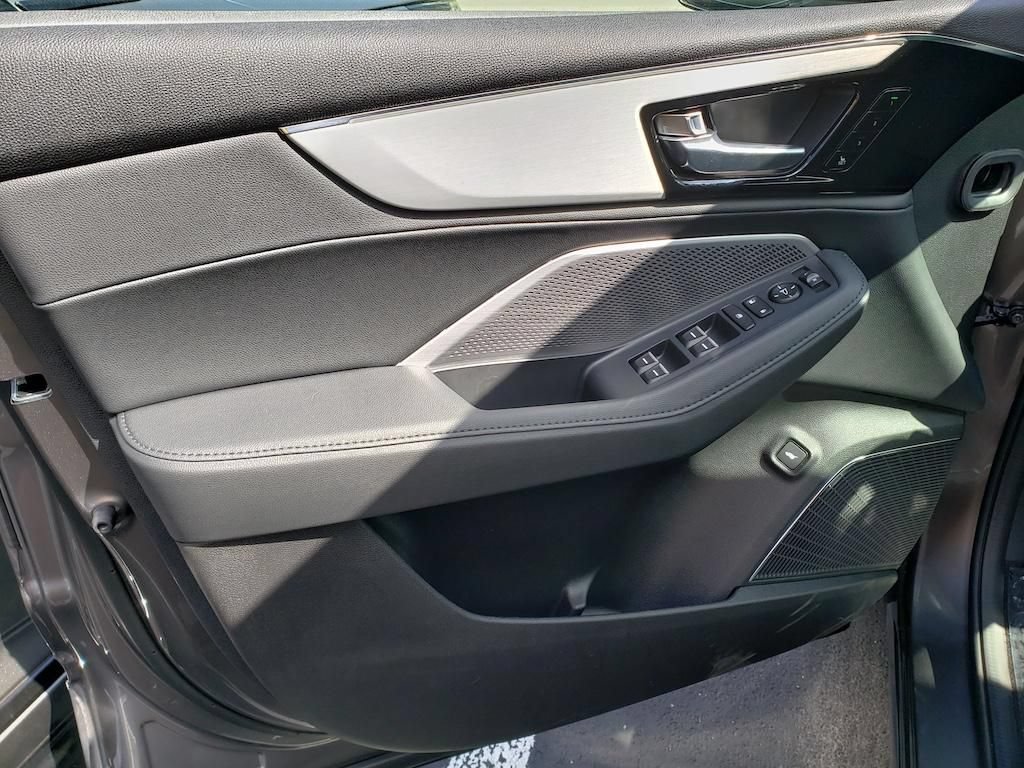 New 2026 Acura MDX SH-AWD image 11