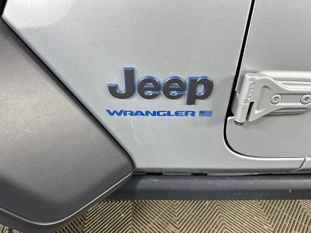 Used 2024 Jeep Wrangler Unlimited image 10