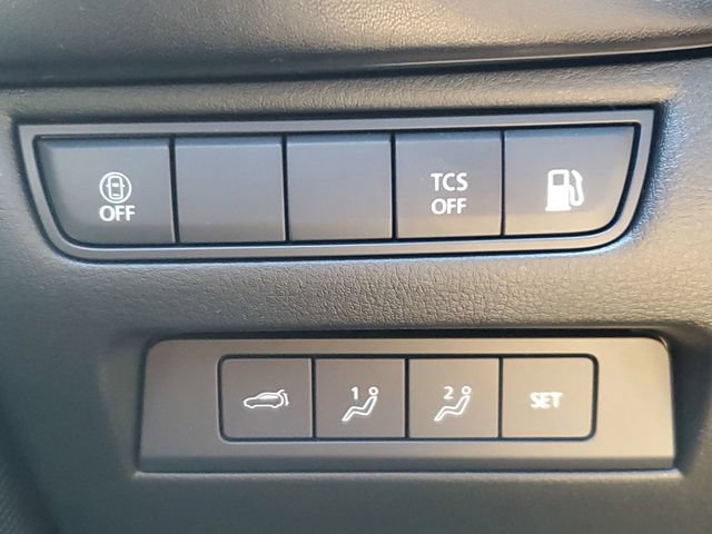 Used 2025 MAZDA CX-50 AWD 2.5 Hybrid w/ Cargo Package image 9