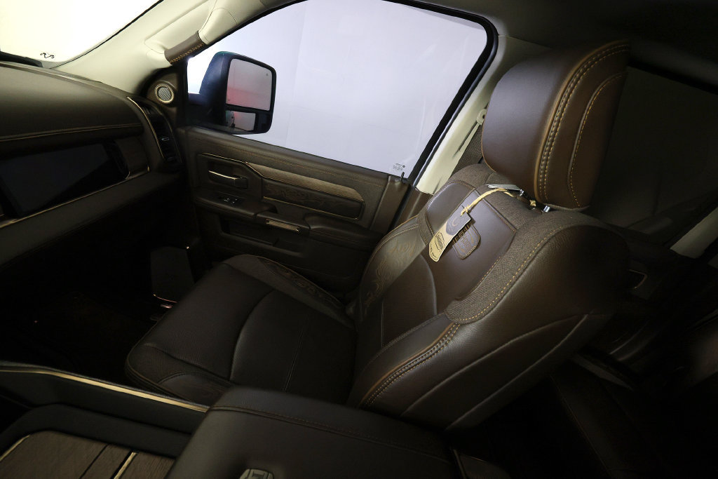 Used 2025 RAM 2500 Limited AWD/4WD image 41