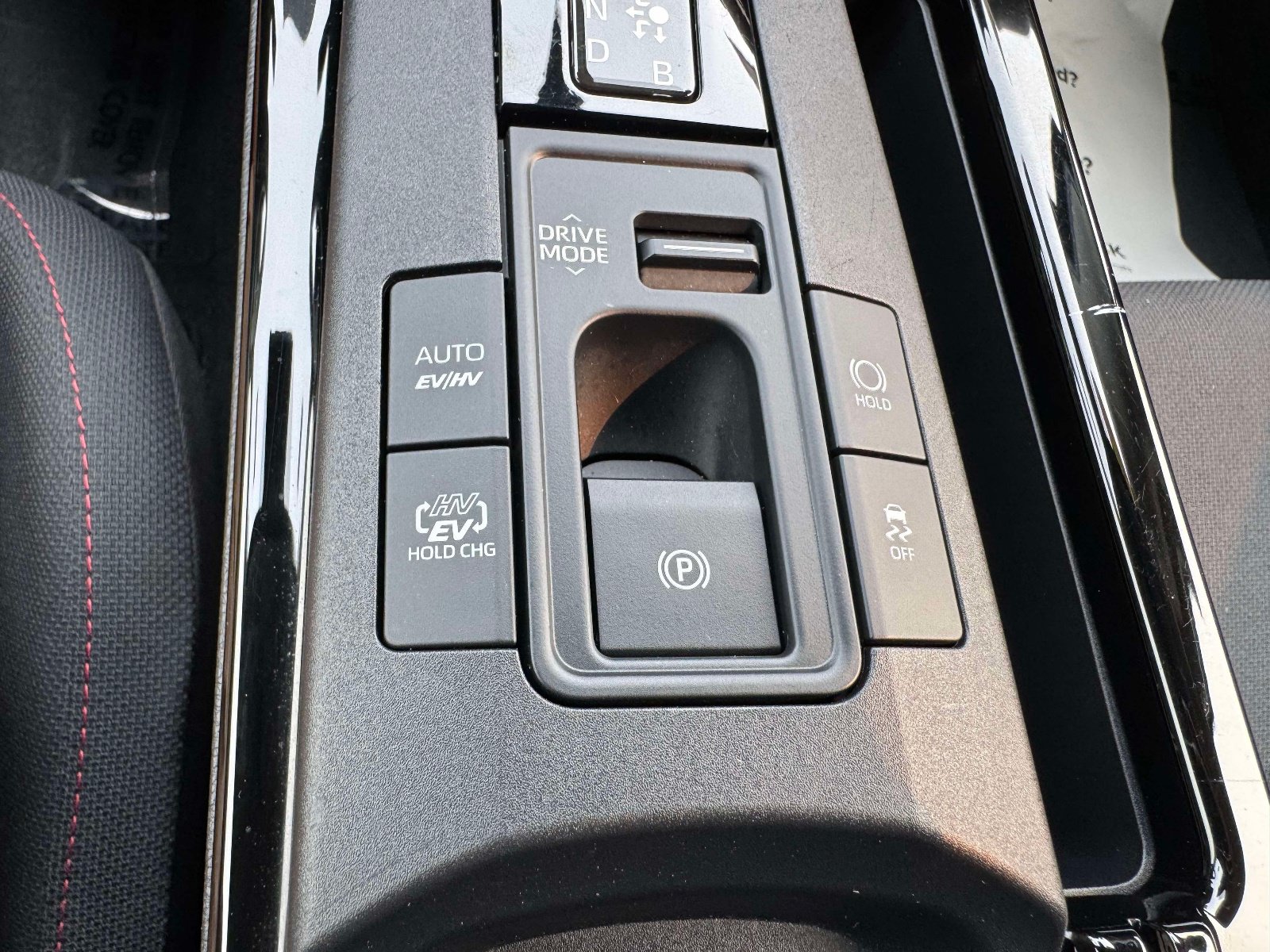 Certified 2024 Toyota Prius Prime FWD image 37