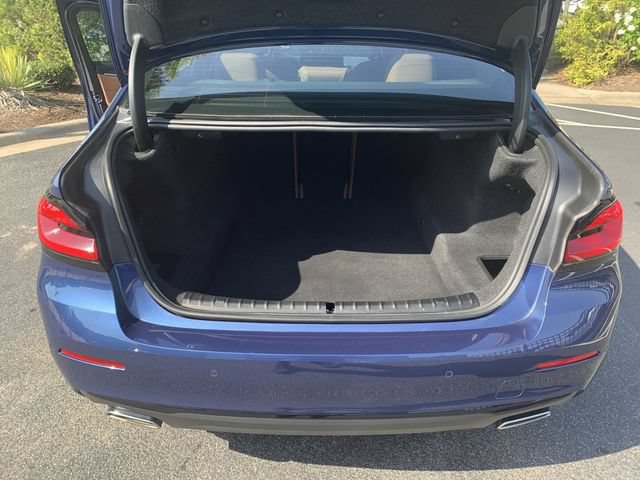 Used 2023 BMW 530i w/ Premium Package RWD image 33