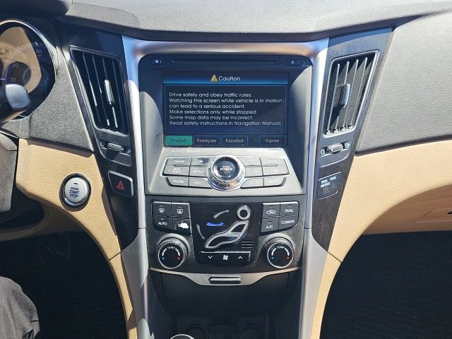 Used 2013 Hyundai Sonata Limited w/ Premium Pkg FWD image 9