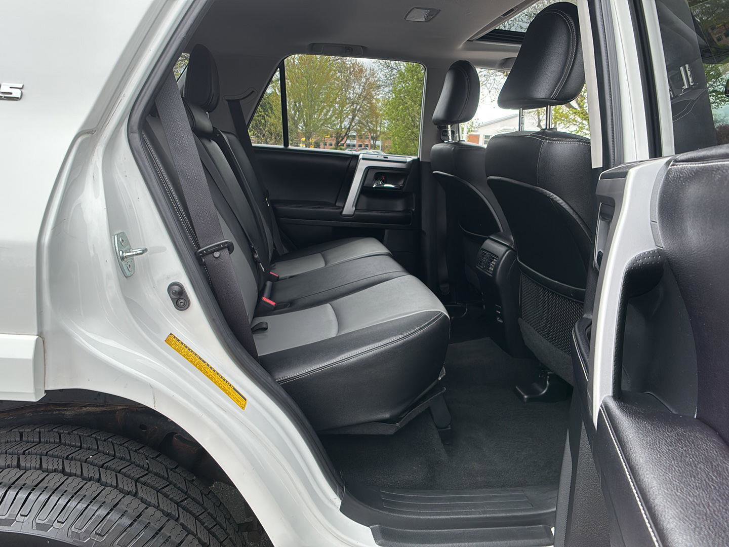 Used 2016 Toyota 4Runner SR5 Premium AWD/4WD image 13