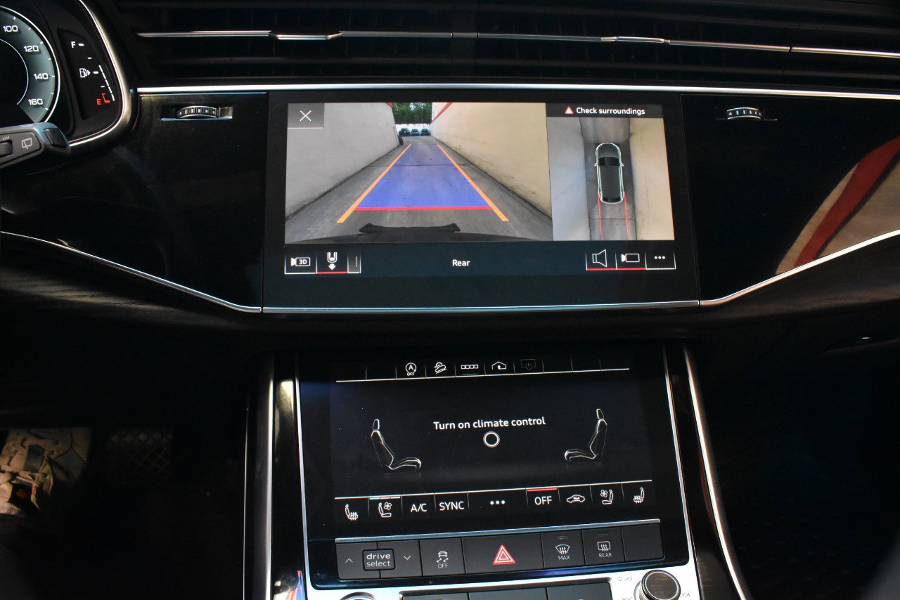 Used 2021 Audi Q8 Premium Plus image 32