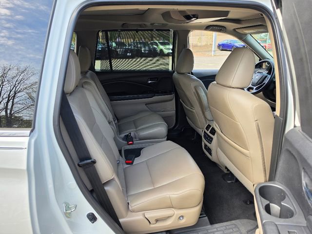 Used 2019 Honda Pilot Elite image 14