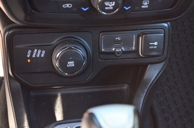 Used 2023 Jeep Renegade Latitude image 30