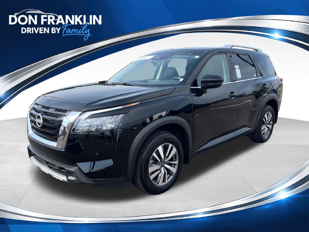 Used 2025 Nissan Pathfinder SL w/ Cargo Package