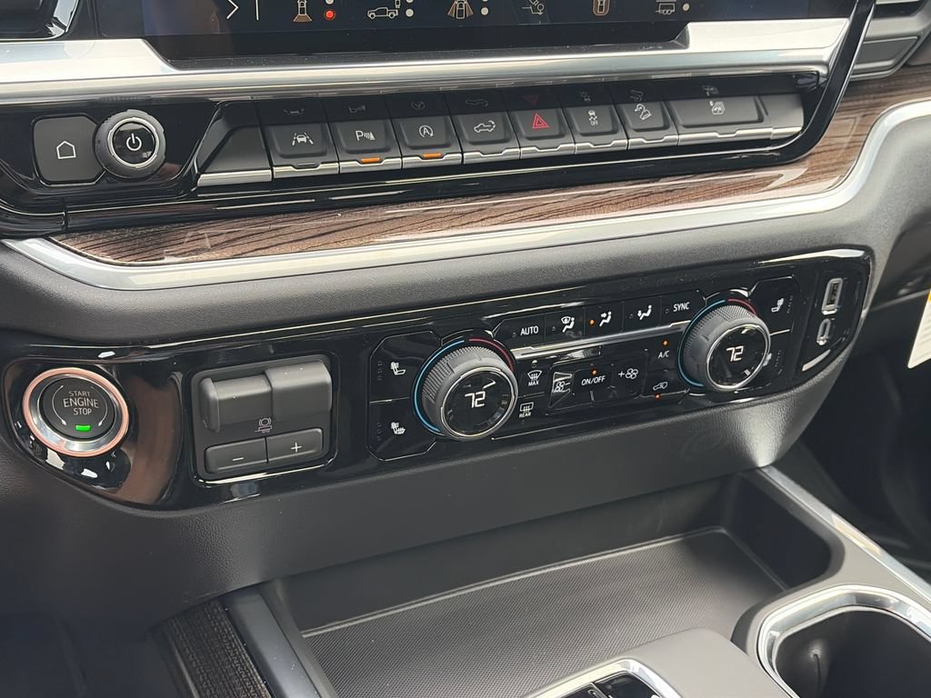 New 2026 Chevrolet Silverado 1500 RST w/ RST All Star Premium Package AWD/4WD image 21