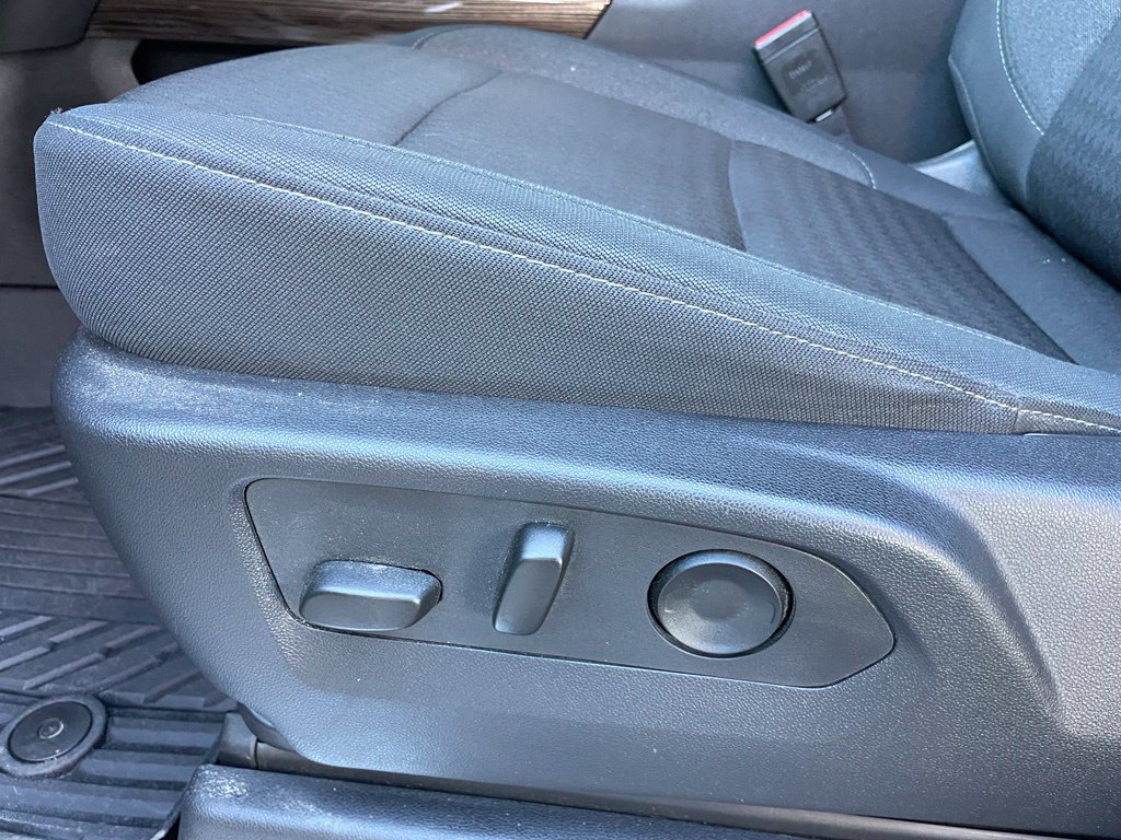 Used 2025 Chevrolet Silverado 1500 RST AWD/4WD image 10