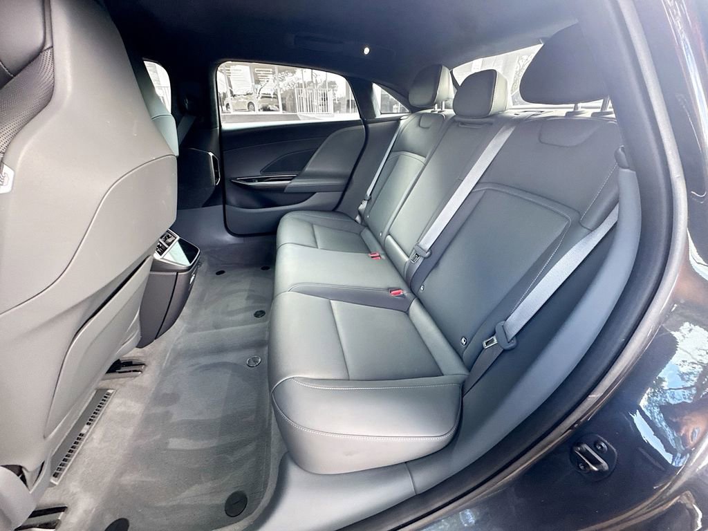 Used 2024 Lucid Air Touring image 26