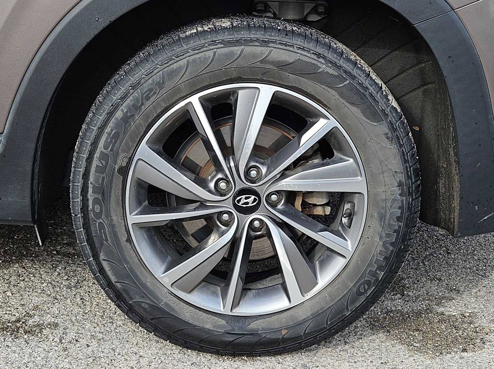 Used 2020 Hyundai Santa Fe Limited image 14