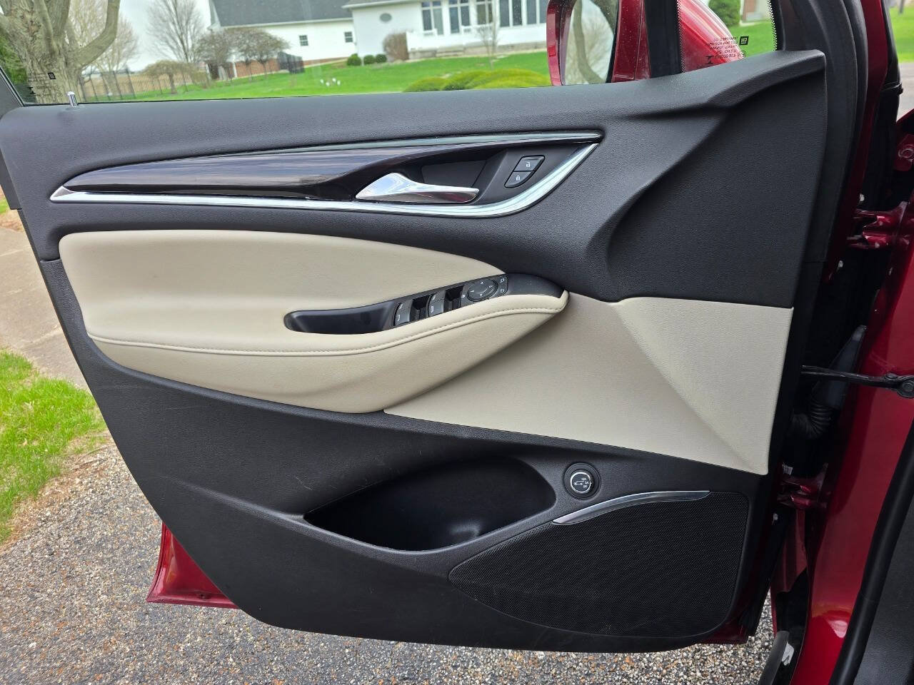 Used 2019 Buick Enclave Essence FWD image 33