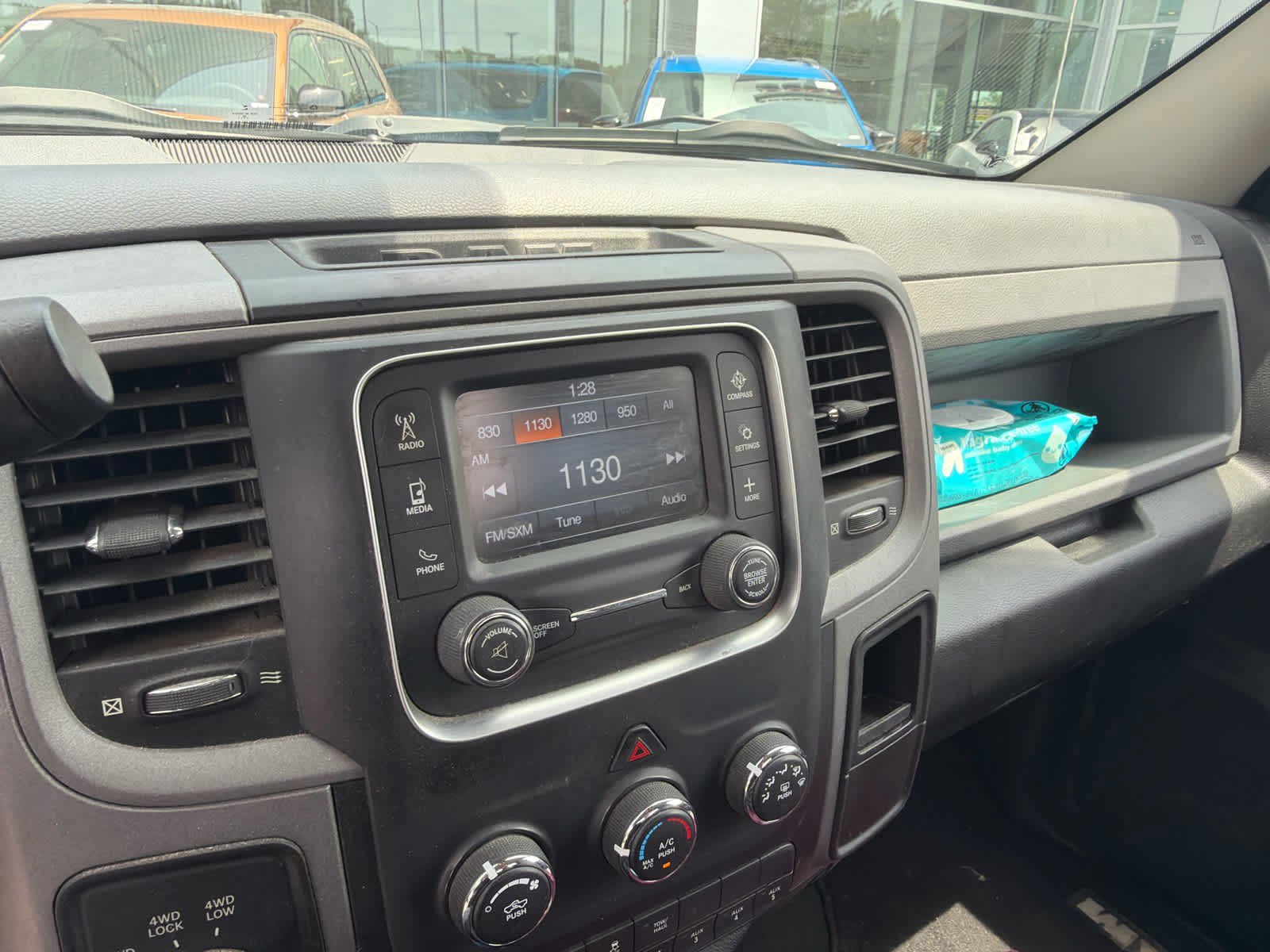 Used 2016 RAM 2500 Tradesman w/ Snow Chief Group AWD/4WD image 9