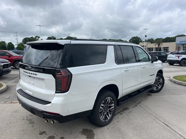 Used 2025 Chevrolet Suburban Z71 AWD/4WD image 9