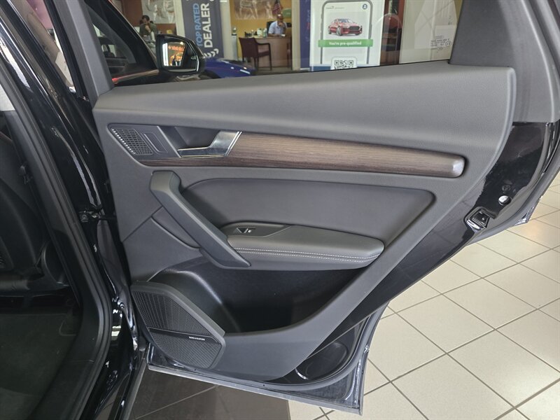 Used 2024 Audi Q5 2.0T Premium Plus AWD/4WD image 15