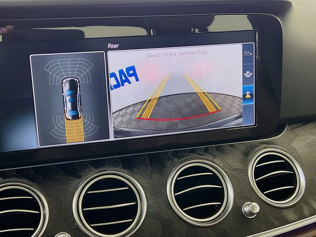 Used 2017 Mercedes-Benz E 300 4MATIC image 17