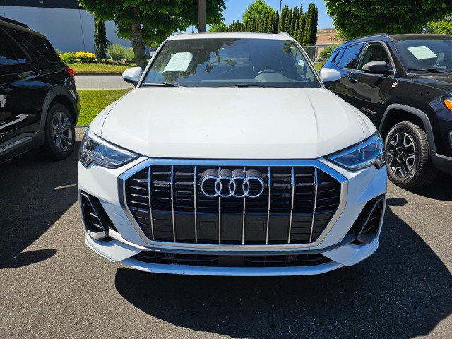 Used 2020 Audi Q3 2.0T Premium Plus image 2