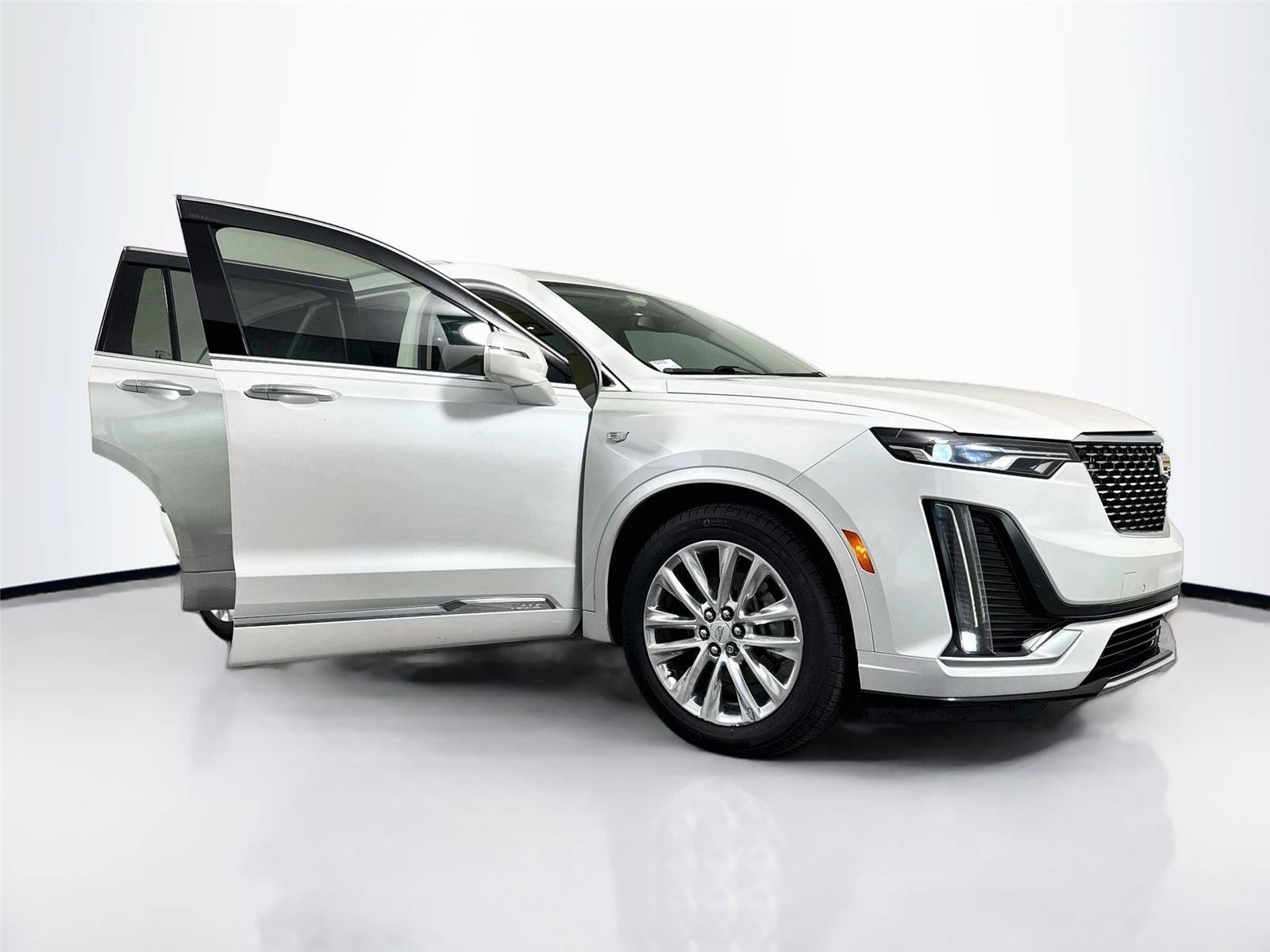 Used 2020 Cadillac XT6 Premium Luxury FWD image 20