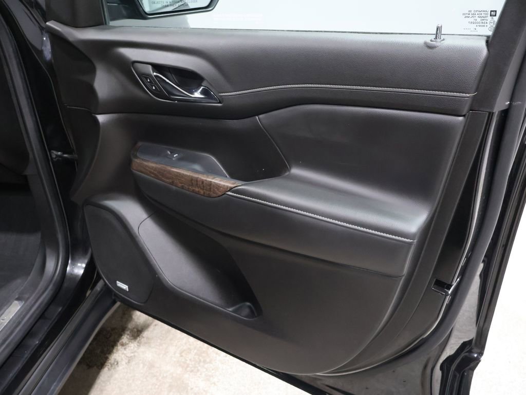 Used 2022 GMC Acadia Denali w/ GMC Pro Grade Package image 27