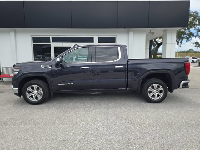 Certified 2025 GMC Sierra 1500 SLT RWD image 4
