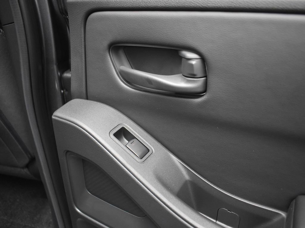 New 2026 Nissan Frontier SV w/ SV Convenience Package image 19