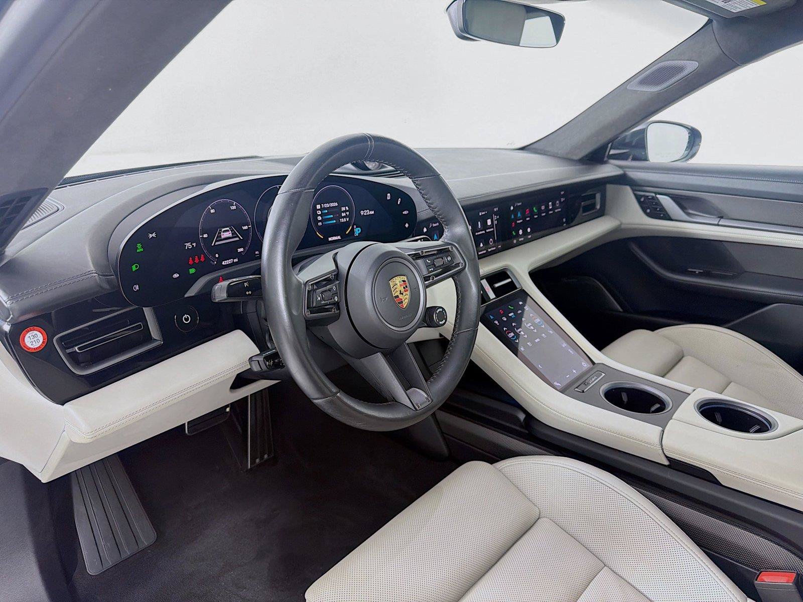 Used 2020 Porsche Taycan Turbo S AWD/4WD image 4