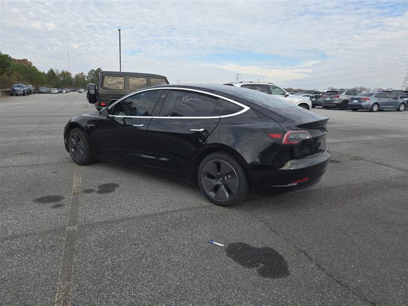 Used 2019 Tesla Model 3 Standard Range Plus image 8