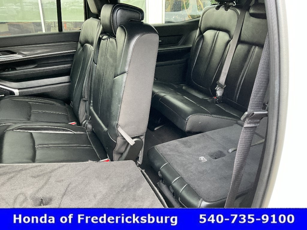 Used 2024 Jeep Wagoneer Series II w/ Flexible Seating Group AWD/4WD image 26