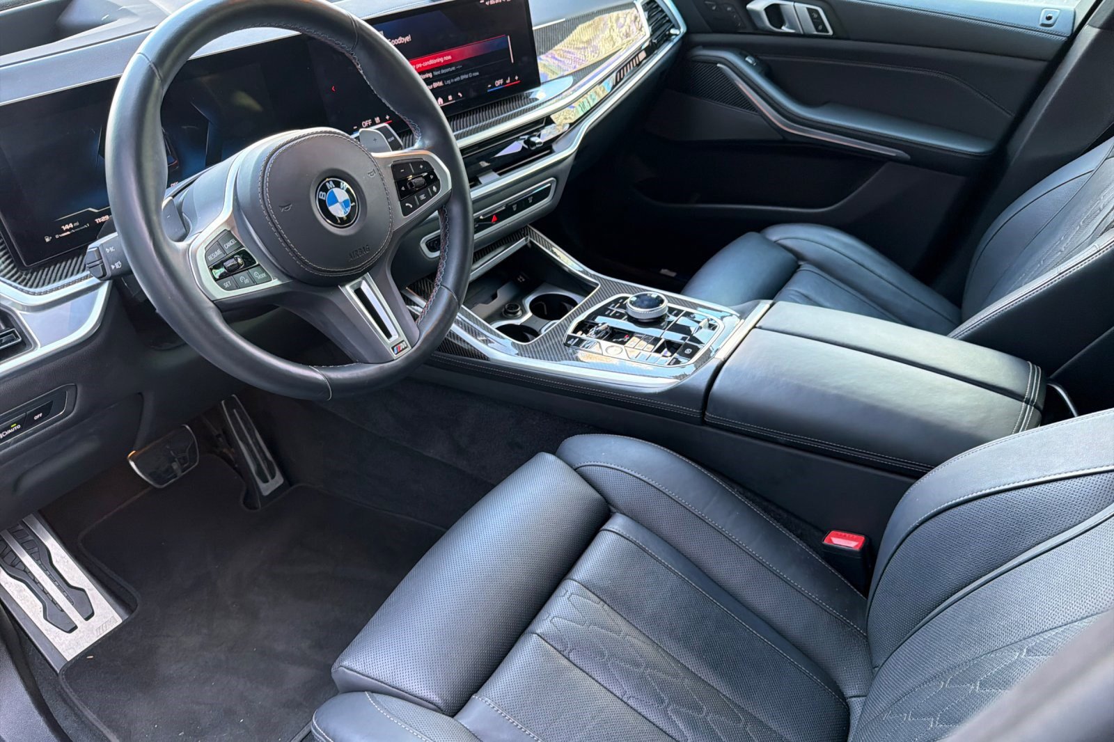 Certified 2024 BMW X7 M60i w/ Executive Package image 11