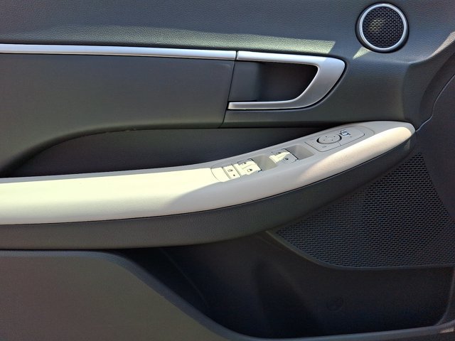 Used 2024 Hyundai Sonata SEL FWD image 12