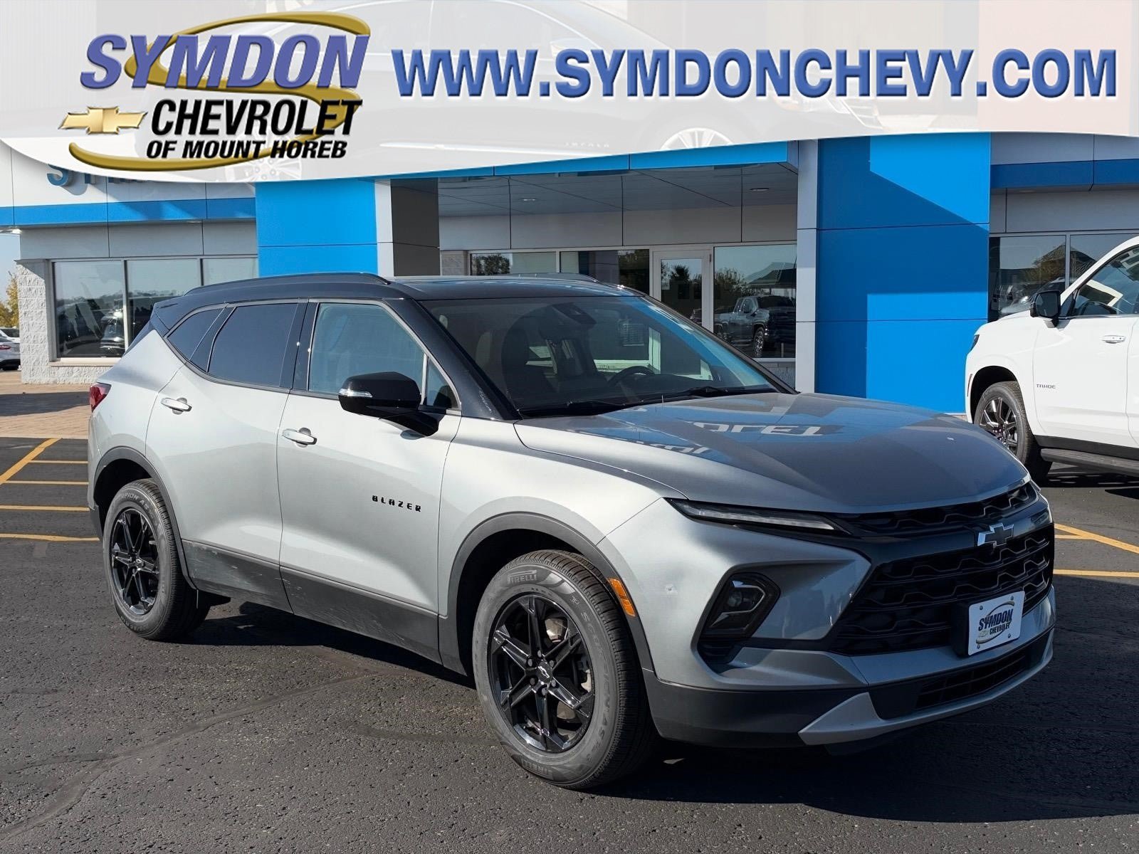 Used 2024 Chevrolet Blazer LT w/ Sound & Technology Package AWD/4WD image 1