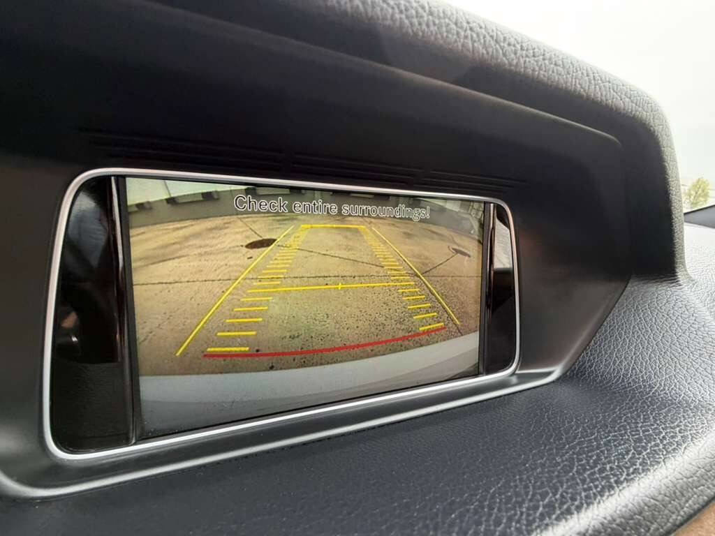 Used 2014 Mercedes-Benz E 350 4MATIC Sedan image 26