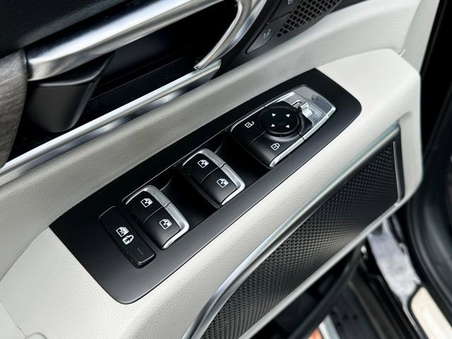 Used 2022 Kia Telluride SX w/ SX Prestige Package AWD/4WD image 11