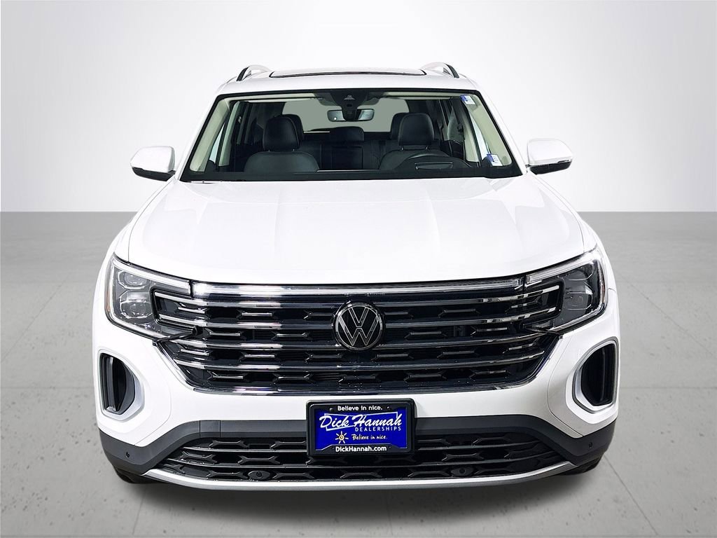 New 2025 Volkswagen Atlas SEL image 3