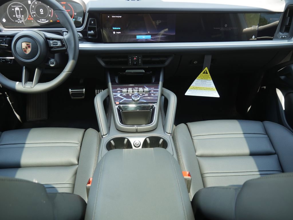New 2026 Porsche Cayenne S AWD/4WD image 17
