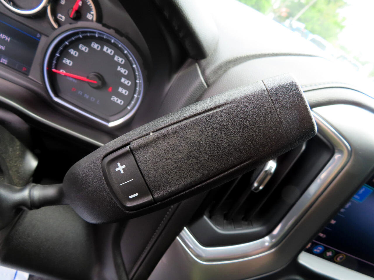 Used 2019 Chevrolet Silverado 1500 RST image 34