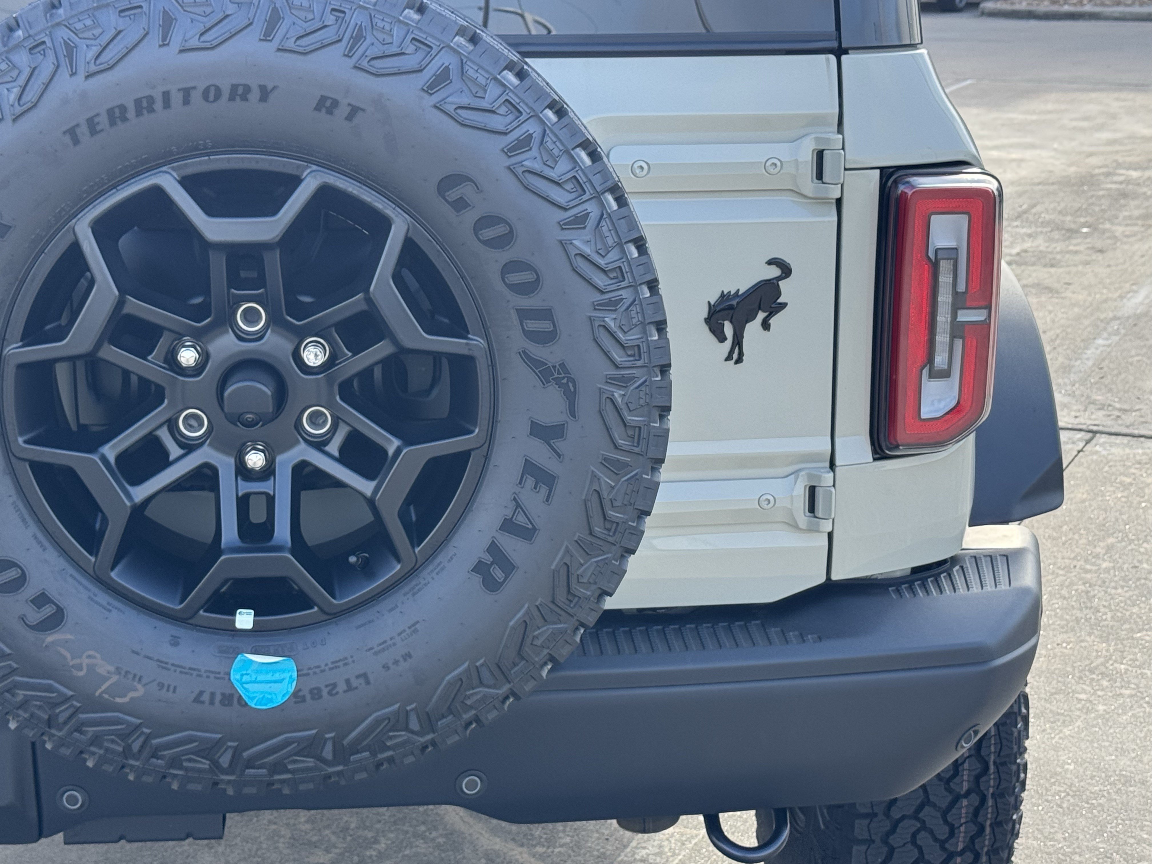 New 2026 Ford Bronco Badlands AWD/4WD image 10