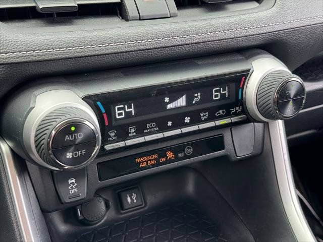 Certified 2019 Toyota RAV4 LE w/ Carpet Mat Package AWD/4WD image 53