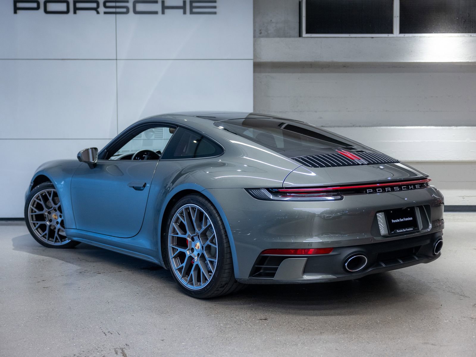 Certified 2020 Porsche 911 Carrera S w/ Premium Package RWD image 3
