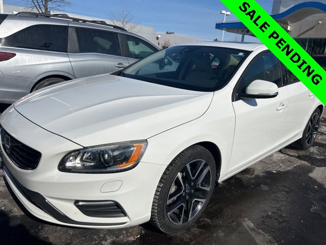 Used 2017 Volvo S60 T5 Dynamic image 1