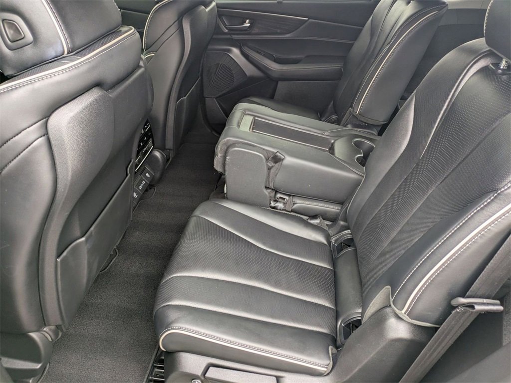 Used 2023 Acura MDX SH-AWD w/ Advance Package image 27