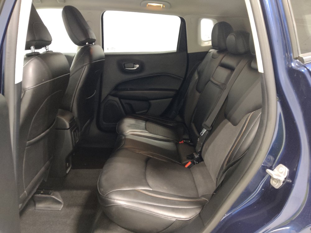 Used 2018 Jeep Compass Latitude AWD/4WD image 18