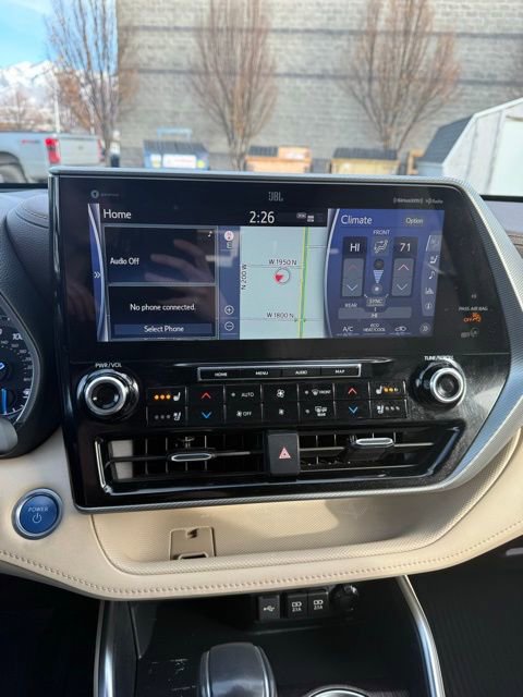 Used 2021 Toyota Highlander Platinum AWD/4WD image 25