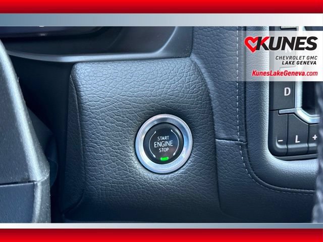 Used 2024 GMC Yukon Denali AWD/4WD image 48