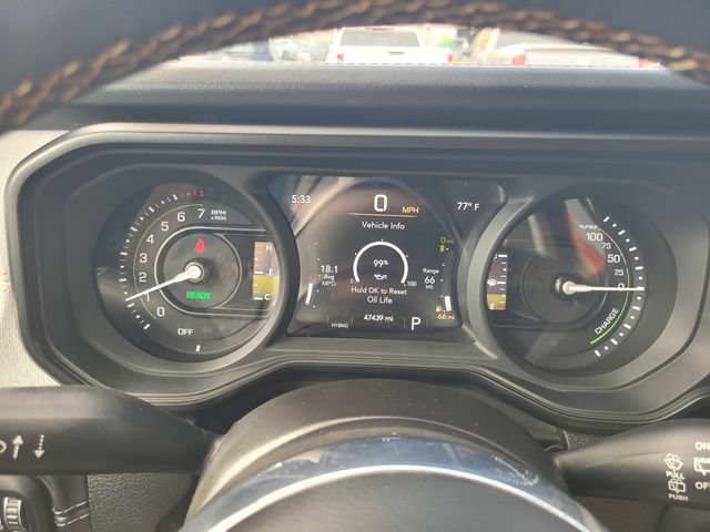 Used 2024 Jeep Wrangler Unlimited Sahara AWD/4WD image 29