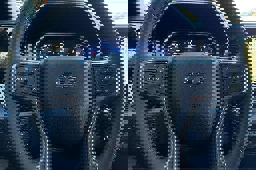 New 2026 Chevrolet Silverado 1500 ZR2 w/ Dark Appearance Package image 23