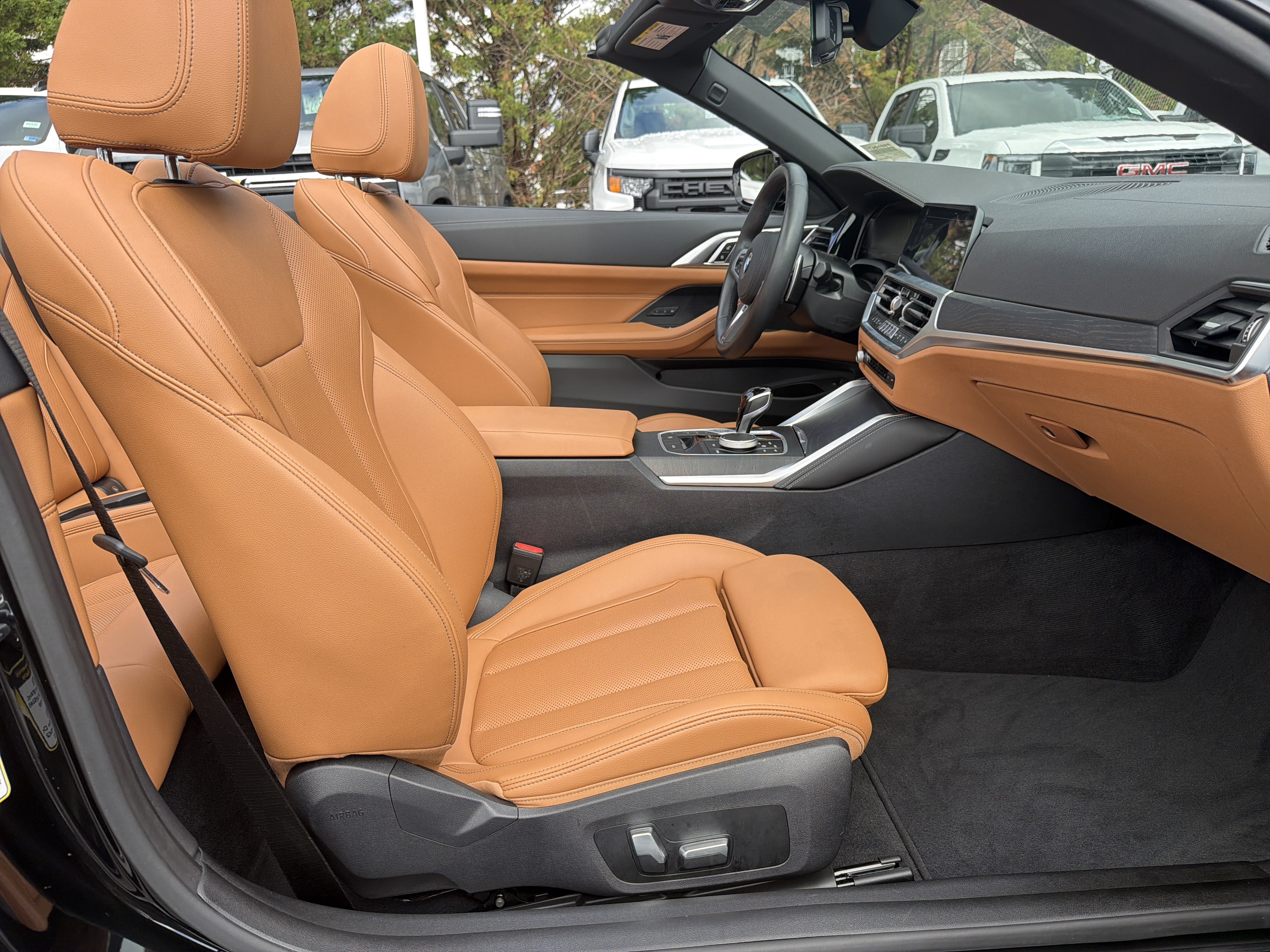 Used 2023 BMW 430i xDrive Convertible w/ M Sport Package AWD/4WD image 35